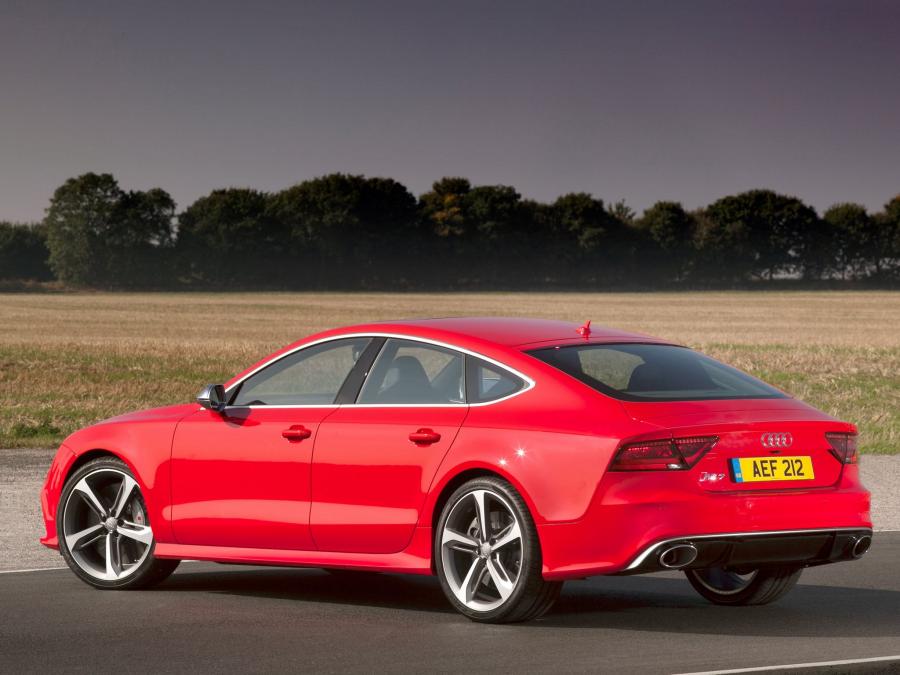  Audi RS7 Sportback 2013 года  (UK) (фото 23 из 23)